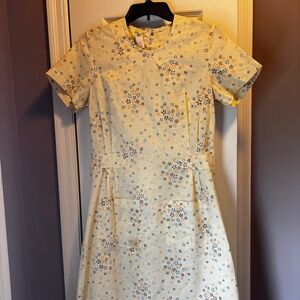 Cute 1960s vintage hospital gown yellow floral dress